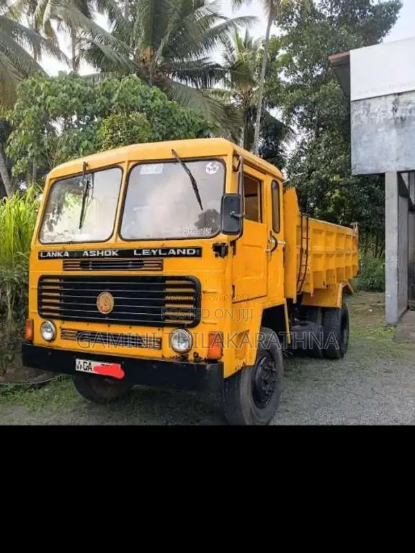 Ashok-Leyland Tipper 2000 Lorry (Used)