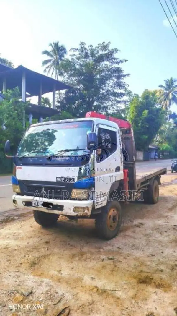 Mitsubishi Fuso 4WD 2008 Lorry (Used)