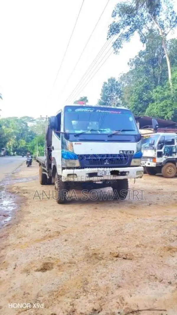 Mitsubishi Fuso 4WD 2008 Lorry (Used)