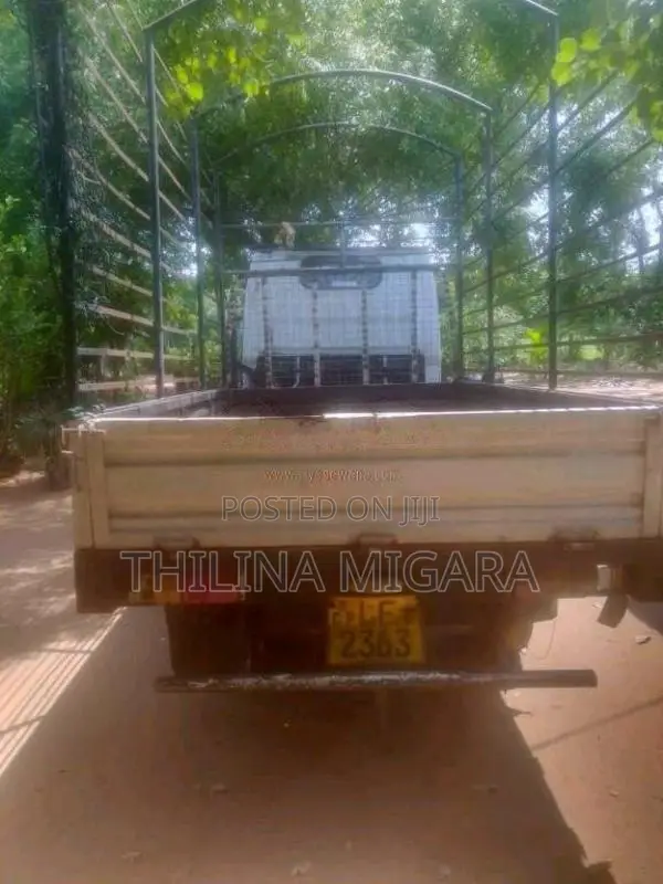 Yuejin 250 2010 Lorry (Used)