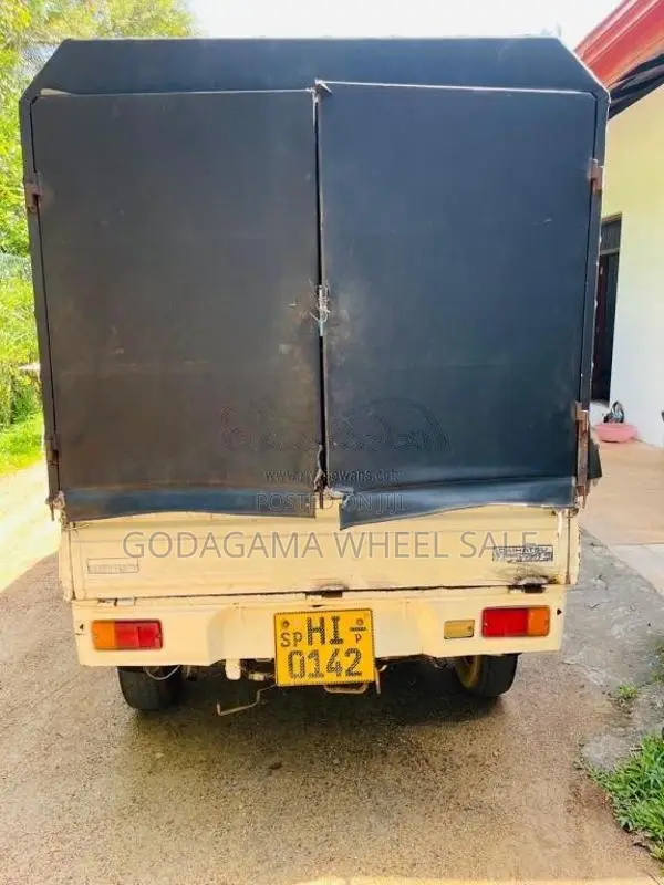 Daihatsu Hijet 1998 Lorry (Used)