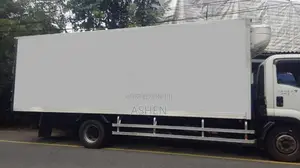 Isuzu Forward 2010 Lorry (Used)