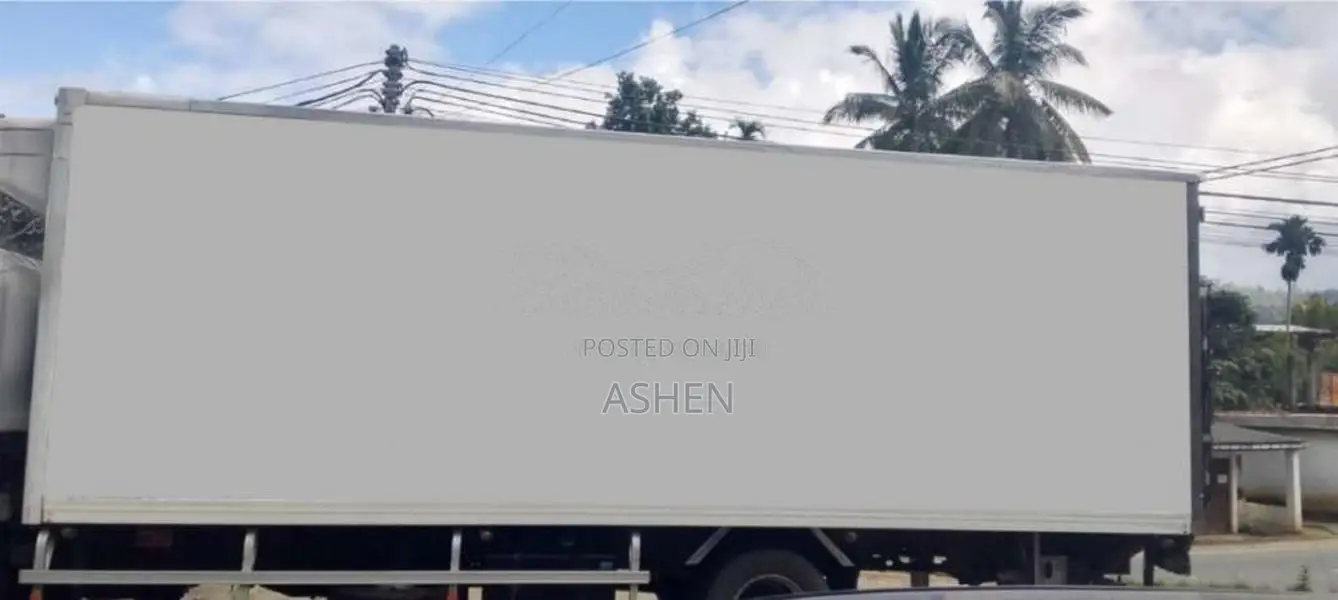 Isuzu Forward 2010 Lorry (Used)