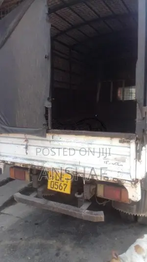 Mazda Titan 2000 Lorry (Used)
