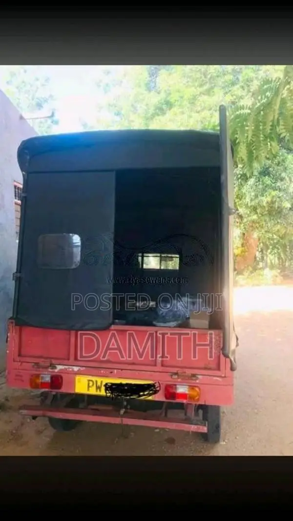 Mahindra Maxximo Plus 2013 Lorry (Used)