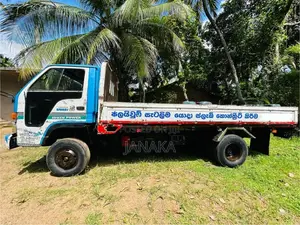 Isuzu NPR58L 1987 Lorry (Used)