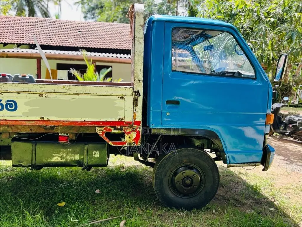 Isuzu NPR58L 1987 Lorry (Used)