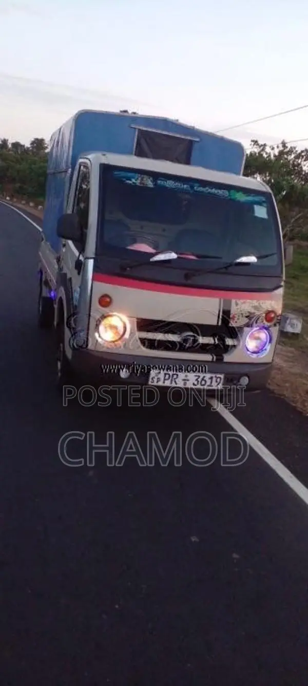 Tata Dimo Batta 2011 Lorry (Used)