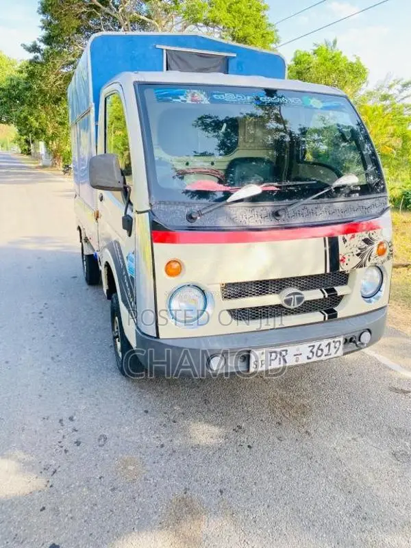 Tata Dimo Batta 2011 Lorry (Used)