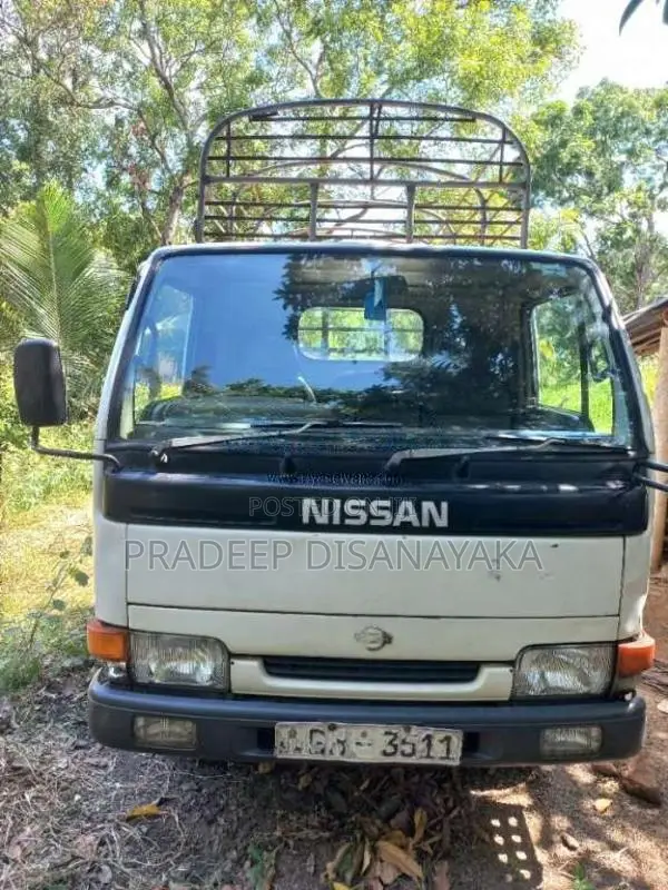 Nissan Atlas 1995 Lorry (Used)