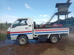 Mitsubishi PO5 1996 Lorry (Used)