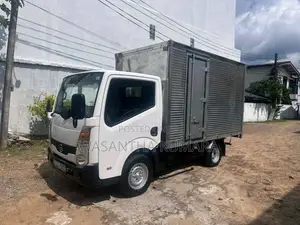 Nissan Cabstar 2015 Lorry (Used)