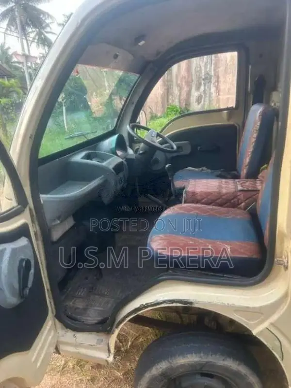Tata Dimo Batta 2010 Lorry (Used)