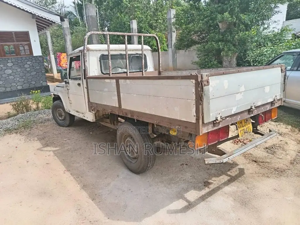 Mahindra Maxi Truck 2009 Lorry (Used)