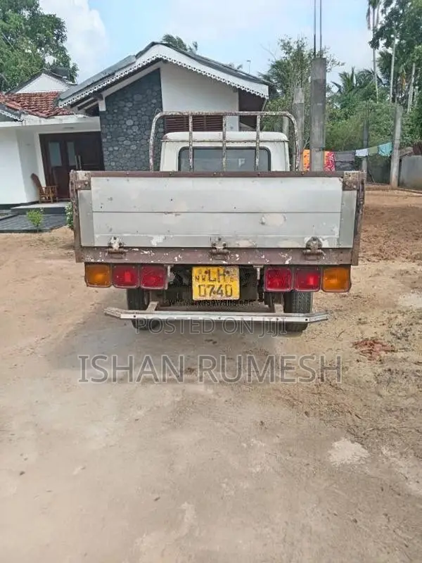 Mahindra Maxi Truck 2009 Lorry (Used)