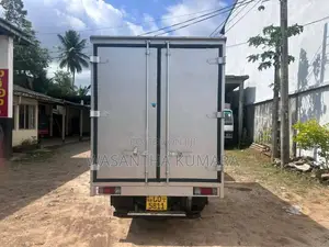 Nissan Cabstar 2015 Lorry (Used)
