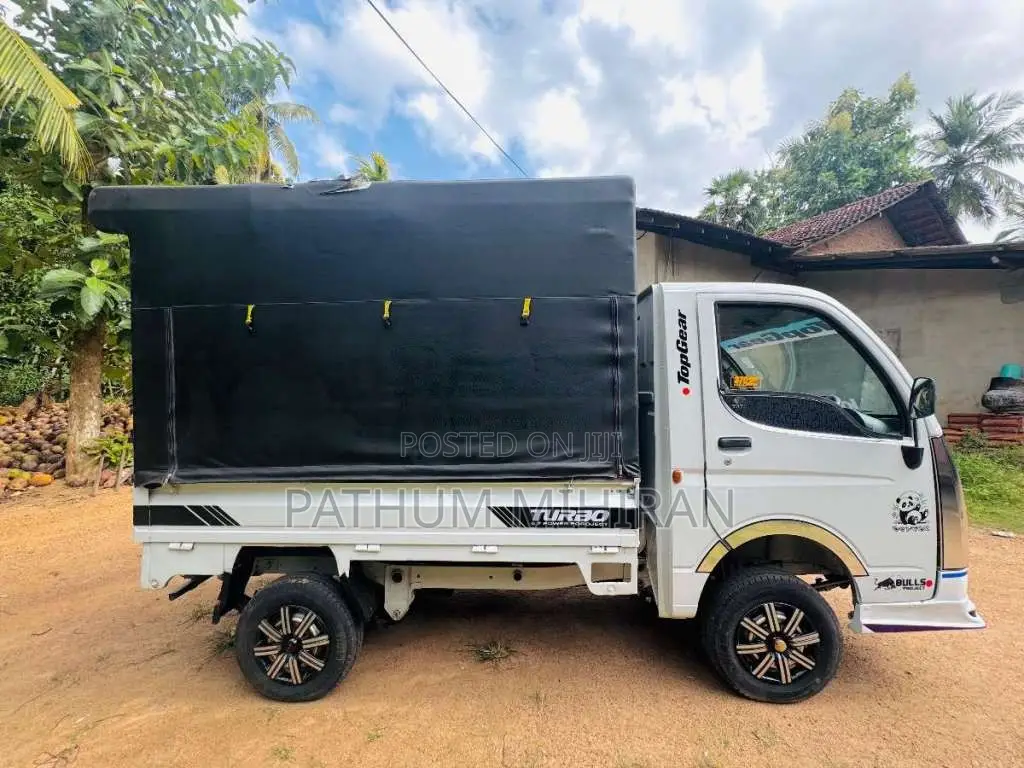 Tata Dimo Batta 2007 Lorry (Used)