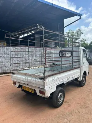 Tata Dimo Batta 2007 Lorry (Used)