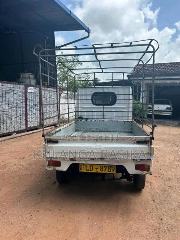 Tata Dimo Batta 2007 Lorry (Used)