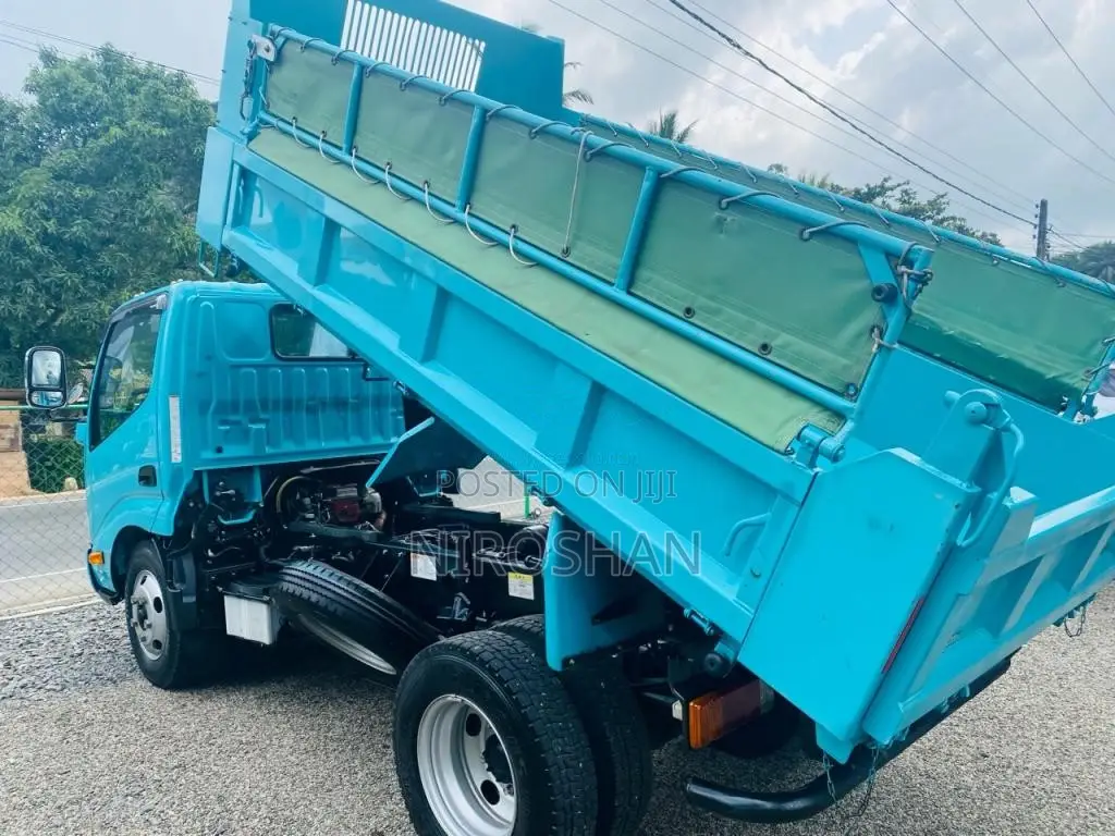 Toyota Hino 2019 Lorry Unregistered (Recondition)