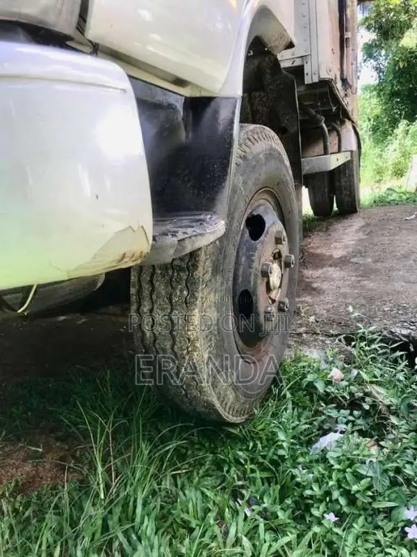 Nissan Atlas 1999 Lorry (Used)