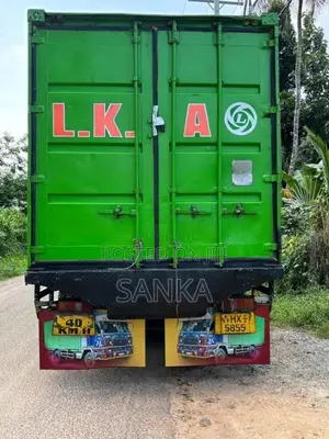 Ashok-Leyland Comet Super 2004 Lorry (Used)