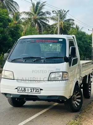Nissan Vanette 4WD 2002 Lorry (Used)
