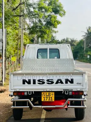Nissan Vanette 4WD 2002 Lorry (Used)