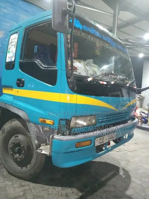 Eicher Jambo 2004 Lorry (Used)