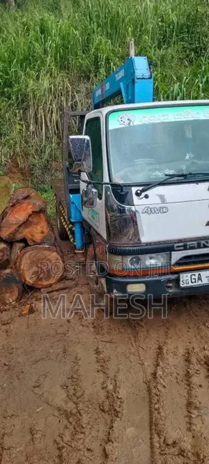 Mitsubishi Canter 2000 Lorry (Used)