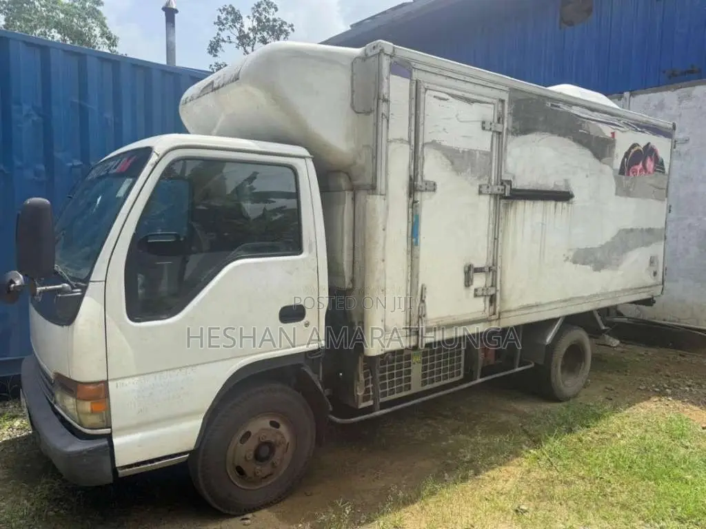 Isuzu ELF 1999 Lorry (Used)