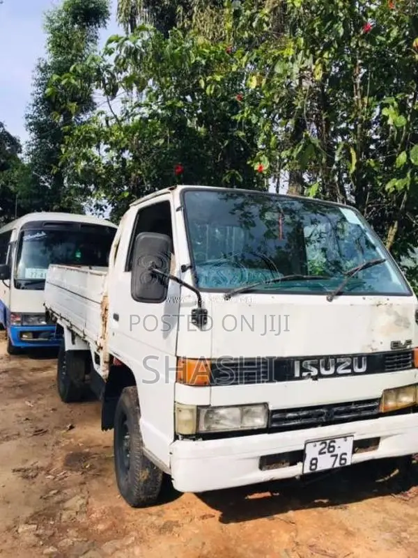 Isuzu 10.5 1986 Lorry (Used)