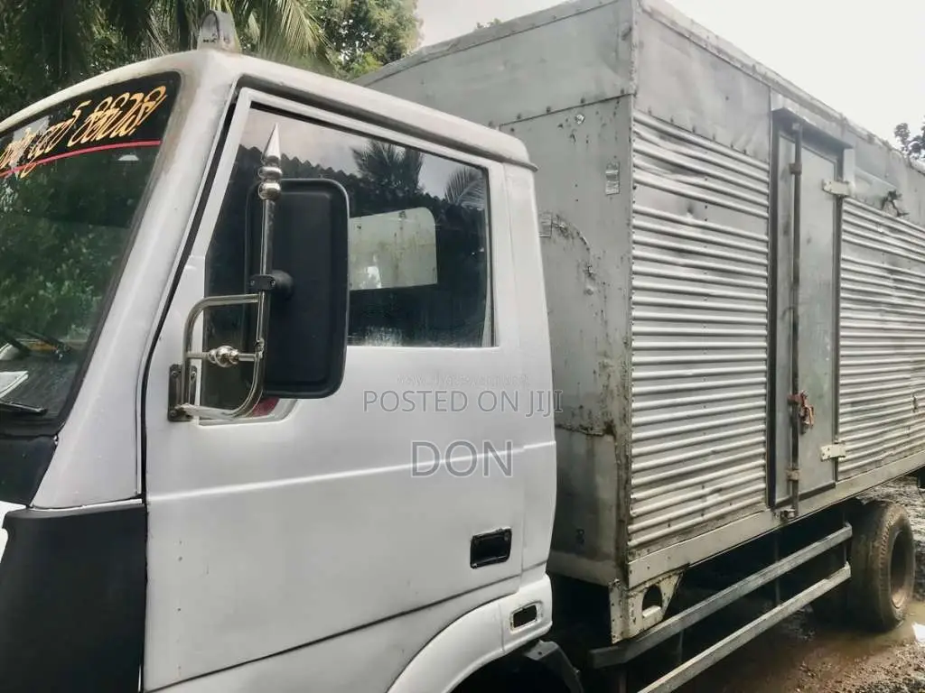 Tata 709 1996 Lorry (Used)