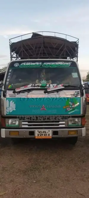 Mitsubishi Canter 1993 Lorry (Used)