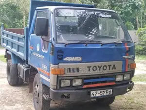 Toyota Dyna 1990 Lorry (Used)