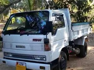 Mazda Titan 1 Cube 1993 Lorry (Used)