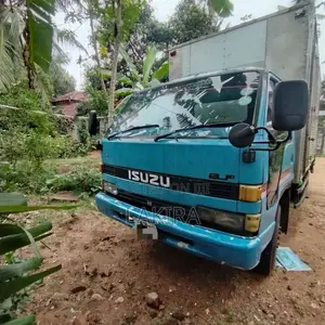 Isuzu 350 1989 Lorry (Used)