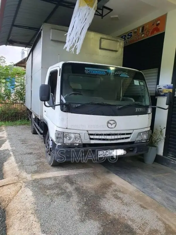 Mazda Titan 2002 Lorry (Used)