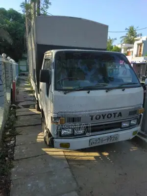Toyota Dyna 1994 Lorry (Used)