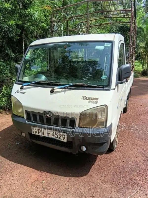 Mahindra Maxximo 2013 Lorry (Used)