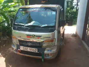 Tata Dimo Batta 2017 Lorry (Used)