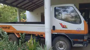 Mitsubishi Canter 1984 Lorry (Used)