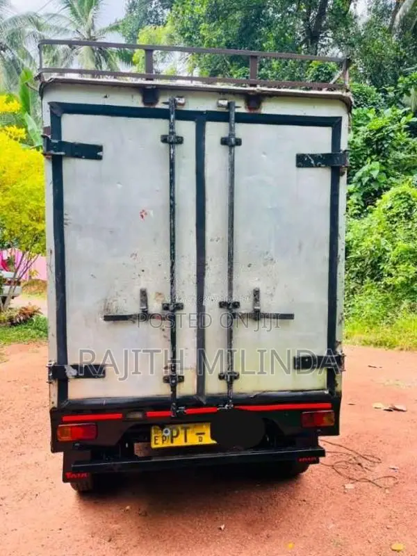 Tata Dimo Batta 2012 Lorry (Used)
