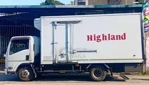 Isuzu ELF 14.5ft Freezer Truck 2014 Lorry (Used)