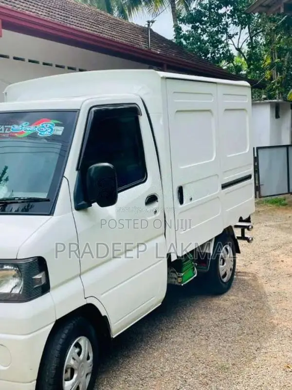 Nissan Clipper 2011 Lorry (Used)