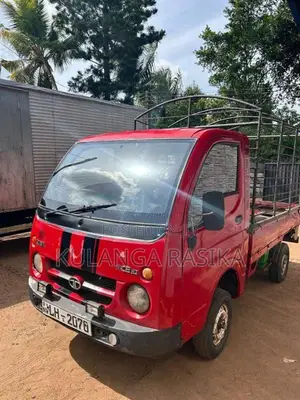 Tata Dimo Batta 2010 Lorry (Used)