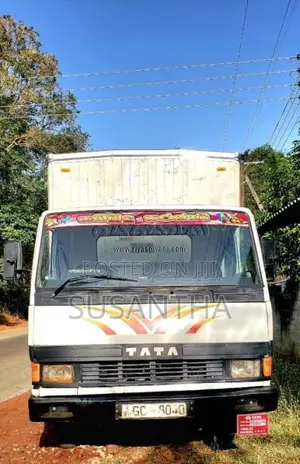Tata 613 2002 Lorry (Used)