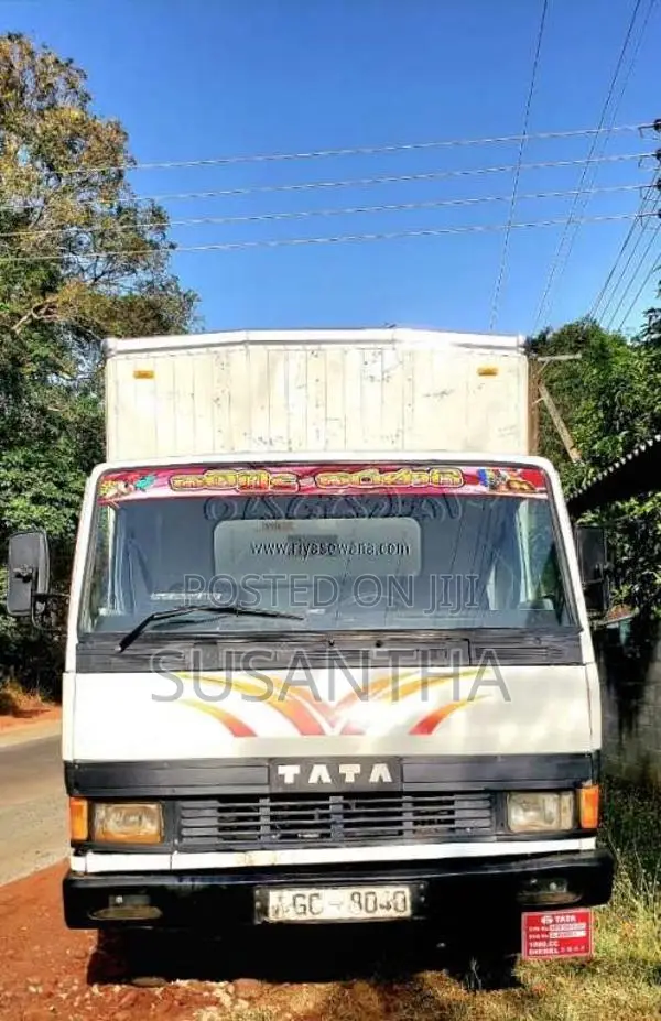 Tata 613 2002 Lorry (Used)