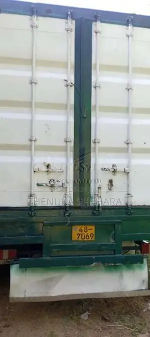 Ashok-Leyland Tusker 1996 Lorry (Used)