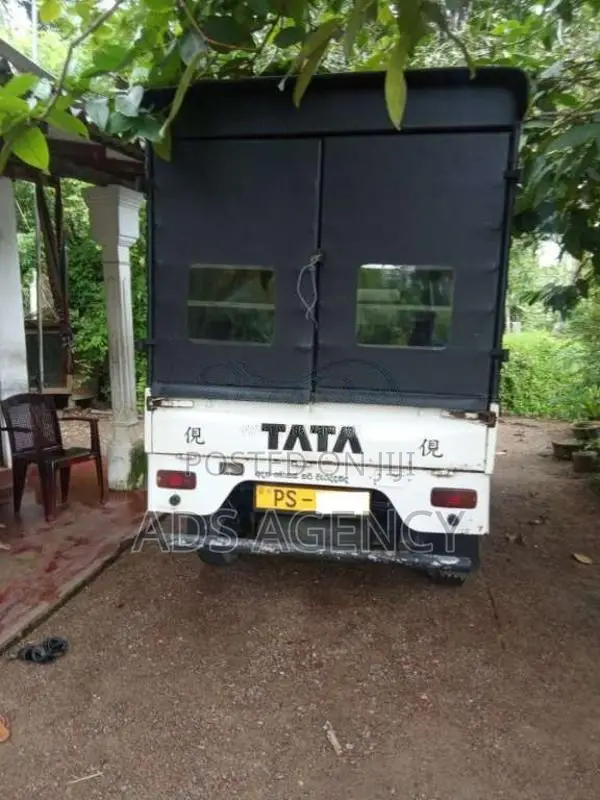 Tata Dimo Lokka 2014 Lorry (Used)